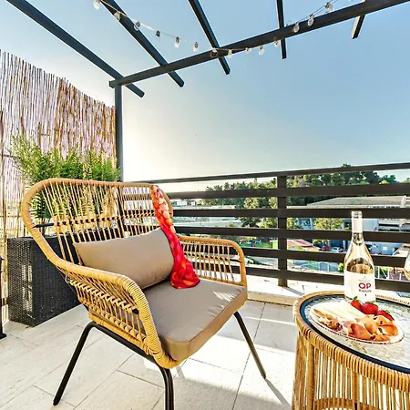 Ionian Citizen Penthouse *